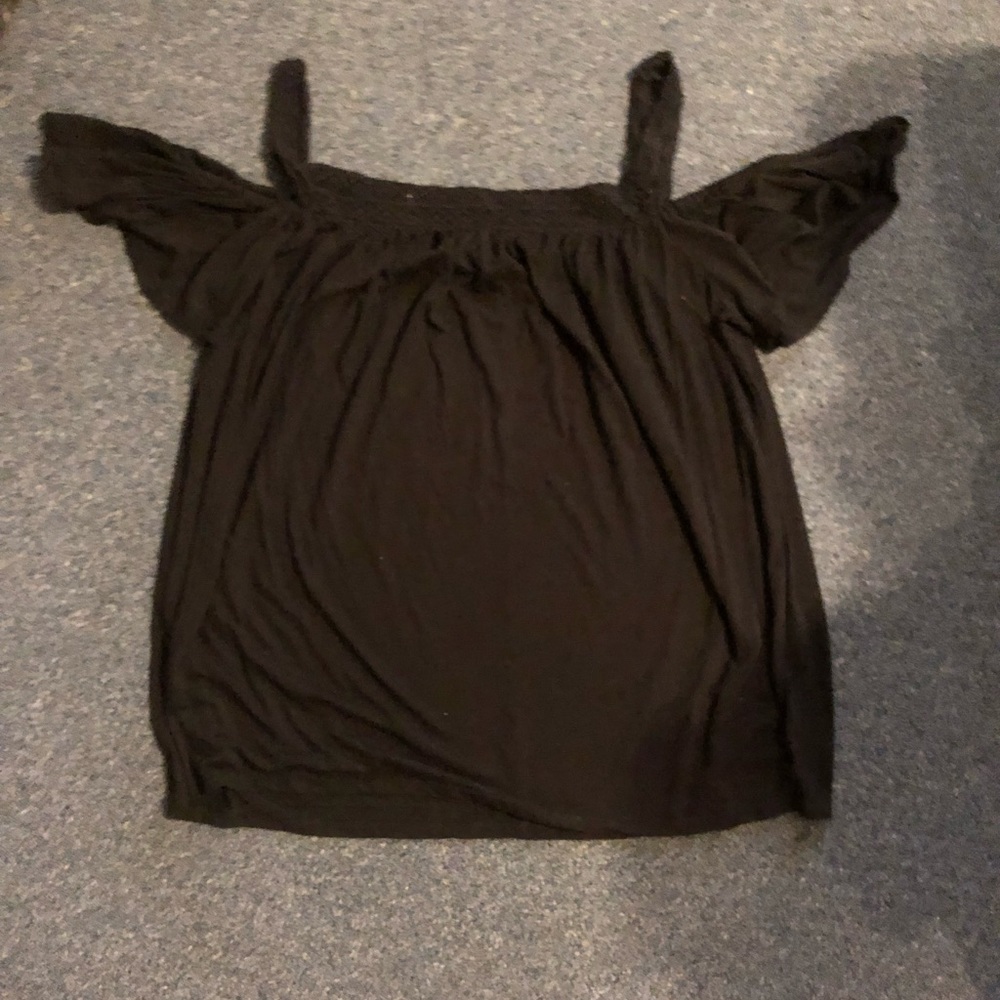 Women’s Off shoulder top